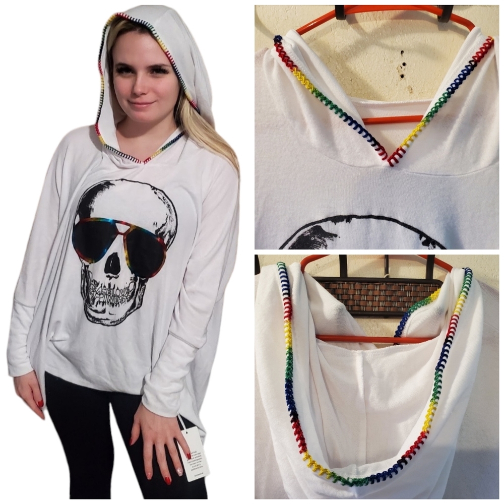 Lauren Moshi Rainbow Peace Skull